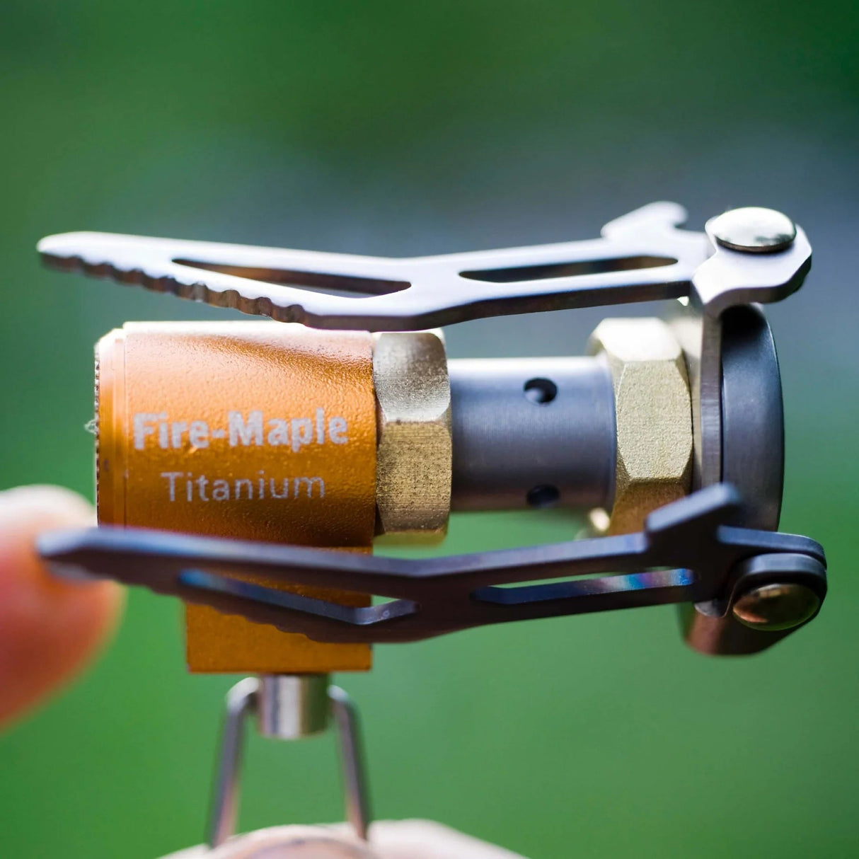 RECHAUD ISOBUTANE PORTATIF